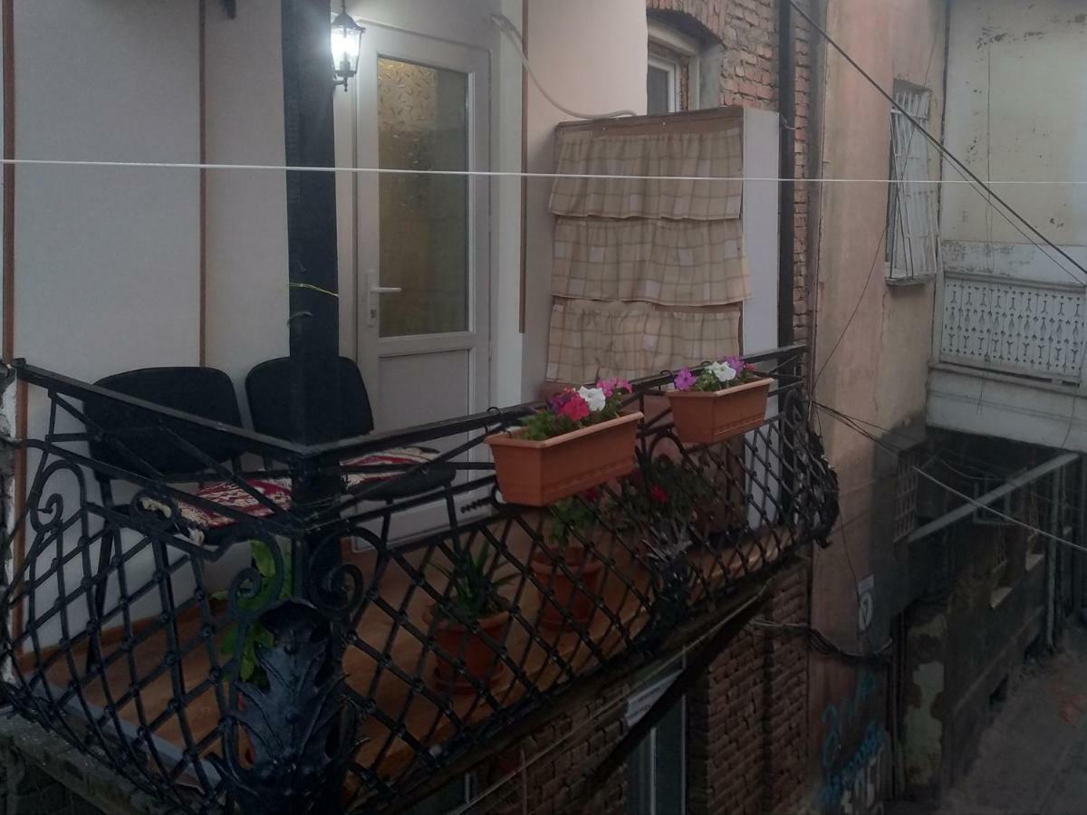 Emi&Mari Lägenhet Tbilisi Exteriör bild